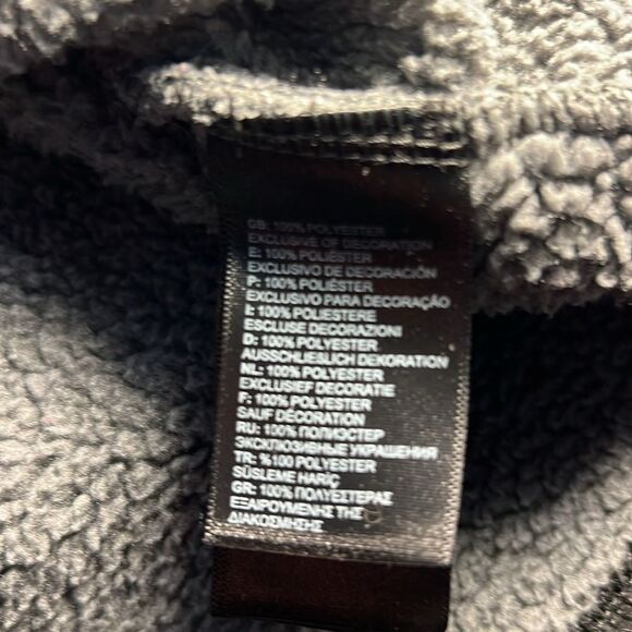 The North Face men’s grey quarter-zip sweater / base layer size small - Picture 6 of 6